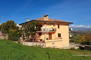 CASA INDIPENDENTE A TORRICE