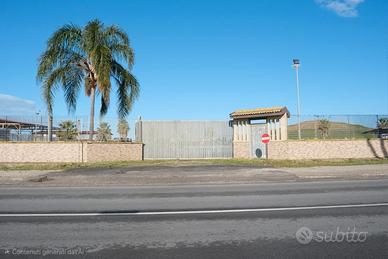 Piazzale commerciale