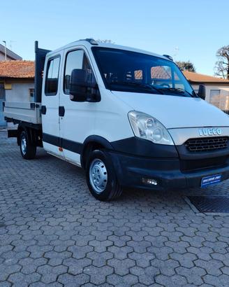 Iveco Daily 35 S15 doppia cabina 7 posti