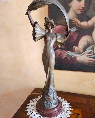 Lampada scultura in bronzo Art Noveau