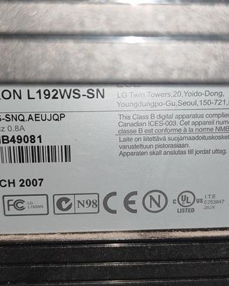 monitor lg usato perfettamente funzionante. 
