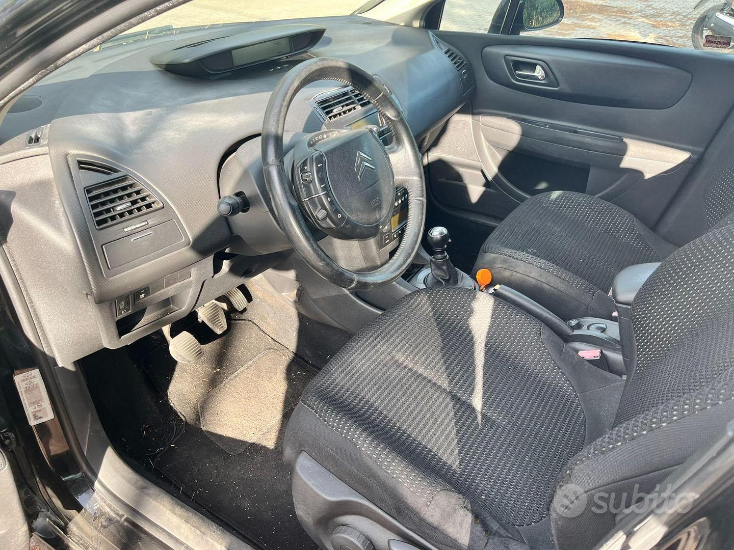 Citroen C4 2009 photo 5