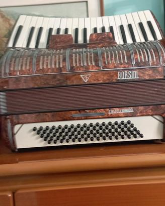 Fisarmonica da collezione.
