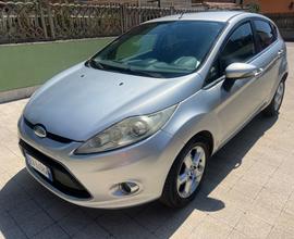Ford Fiesta 1.4 5 porte Bz.- GPL Titanium