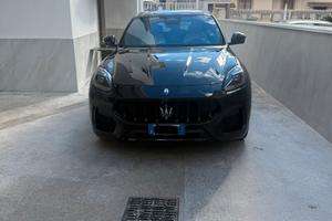 Maserati grecale modena