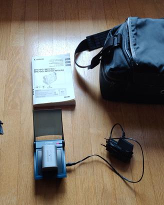 CINEPRESA CANON MV700E