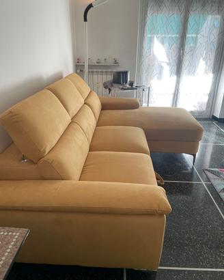 Divano asta del mobile