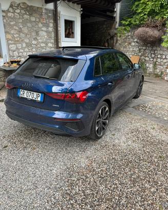 Audi a3 40tdi sportback s-line identity black