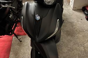 Piaggio Beverly 400 - 2024