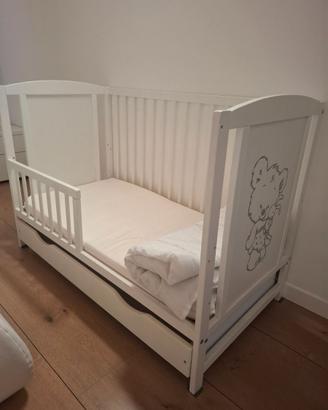 Lettino bambino con doppia spondina regolabile