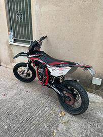 Beta track 50