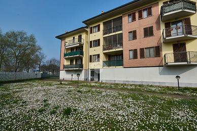 2 LOCALI A SPINO D'ADDA
