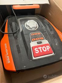 Robot tagliaerba