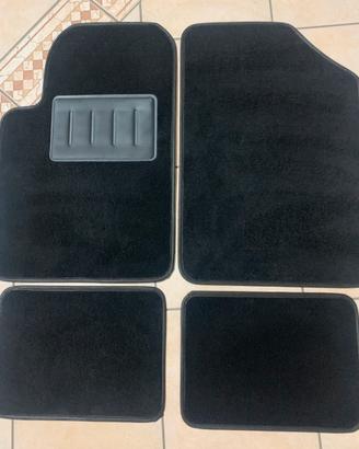 Tappetini per auto, universali, in moquette nera