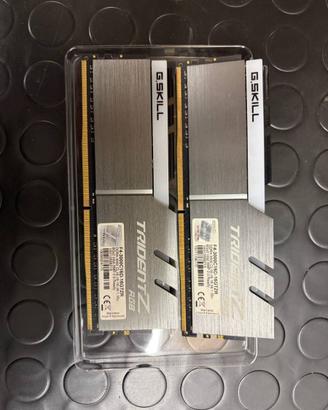 RAM DDR4 G.Skill Trident Z RGB 16GB  3000MHZ