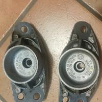 due supporti ammortizzatore golf 6