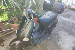 Vespa ET4 125