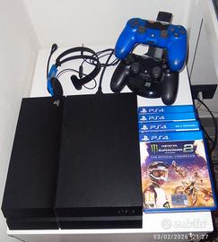 PlayStation 4 Fat , da 500gb perfetta anno 2016.