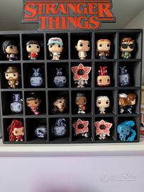 Collezione completa kinder joy Stranger Things