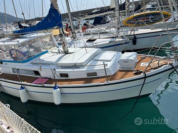 Motorsailer 9 mt con posto barca