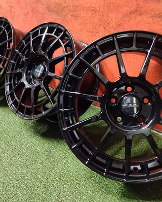 Cerchi Audi A3 TT VW Golf Seat Skoda MG 7x17 ET45