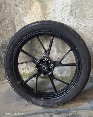 Cerchioni anteriore  Bmw  F700  2016 