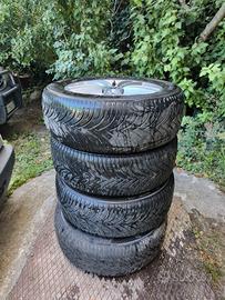 Cerchi originali Mercedes Classi B e C con gomme