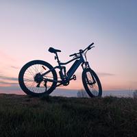 mountain bike elettrica full..