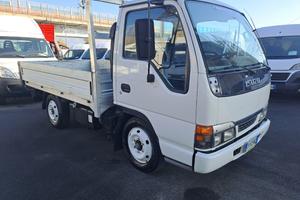 ISUZU NKR 77AE 3.0 TDI PC Cabinato