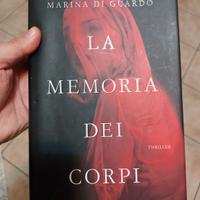 La memoria dei corpi Libro