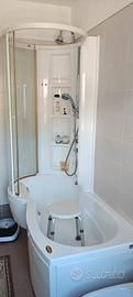 Jacuzzi vasca-doccia
