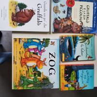4 libri e libricino con giochi