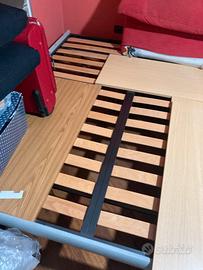 letto matrimoniale con doghe 