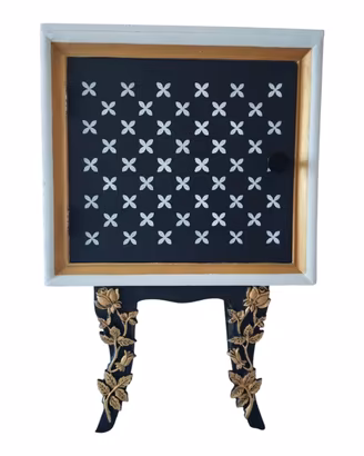 comodini riciclato stile funky/ massimalista