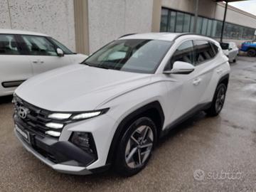 HYUNDAI Tucson 3ª serie Tucson 1.6 CRDI 48V DC...