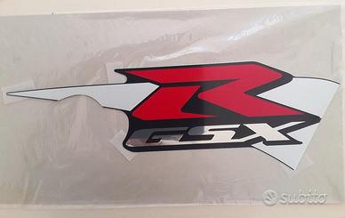 Adesivo emblema inf.dx suzuki gsx600r 01/03 nero