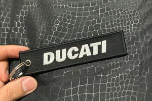 Portachiavi Ducati m620