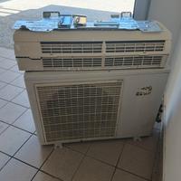 clima Daikin 12000 btu MAE25GA7V1 