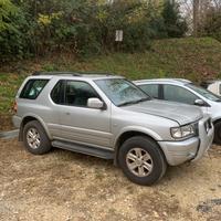Opel Fontera per pezzi di ricambio