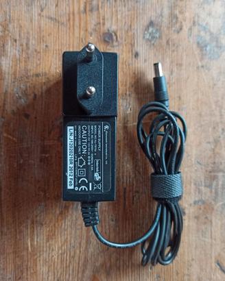 Alimentatore 12V 2A jack classico 12V testato