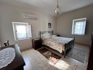 CASA SEMINDIPENDENTE A VEROLI