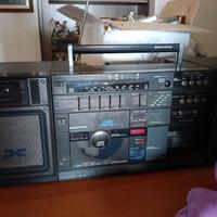 Grundig party center