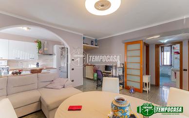 TRILOCALE CON GIARDINO PRIVATO