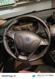 volante lancia delta tre pelle nera 