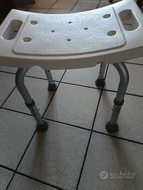 sgabello per doccia 