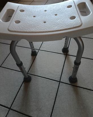 sgabello per doccia 