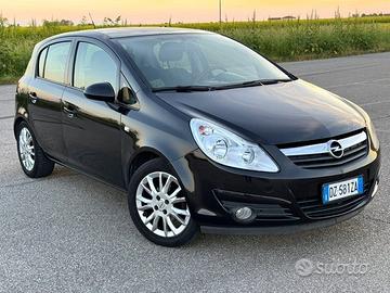 Opel Corsa 1.2 (55 kw) GPL Neopatentati