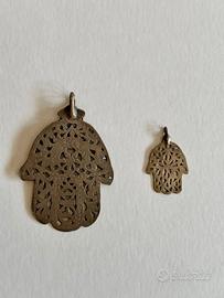 CIONDOLI Mano di Fatima KHAMSA antichi.