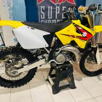 Suzuki rm 250 2t 2005