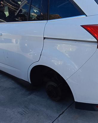 Ricambi Usati Ford Gran C-Max 1.6 Tdci  2013
